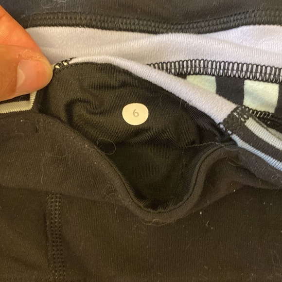 Lululemon Colourful Reversible Flared Yoga Pants - Picture 4 of 5